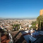 La Casa De La Alhambra